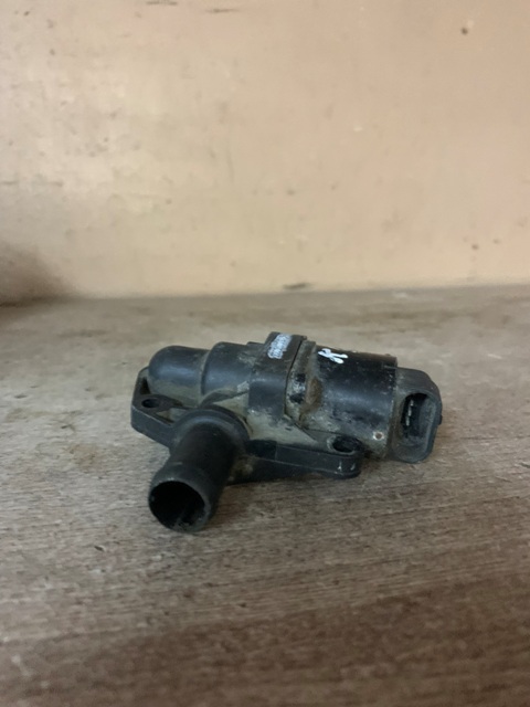 Renault Scenic 1996-1999 Регулятор холостого хода для Renault Logan 2005-2014;Megane II 2002-2009;Laguna 1999-2001;Scenic 2003-2009;Scenic 1999-2003;Laguna II 2001-2008;Clio II/Symbol 1998-2008;Lada Largus 2011> ( 7700102539  8200692605  )