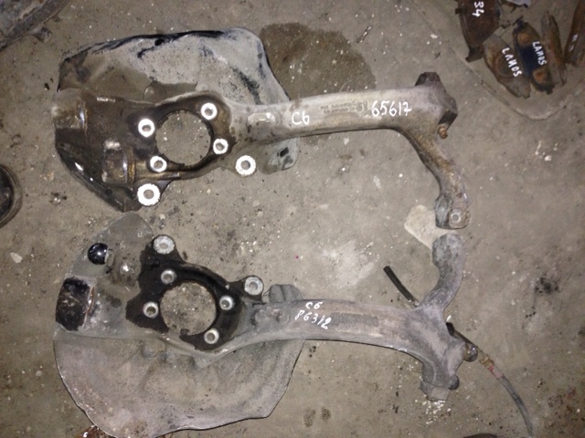 Audi A6 [C6,4F] Кулак поворотный передний правый для Audi A6 [C6,4F] 2005-2011