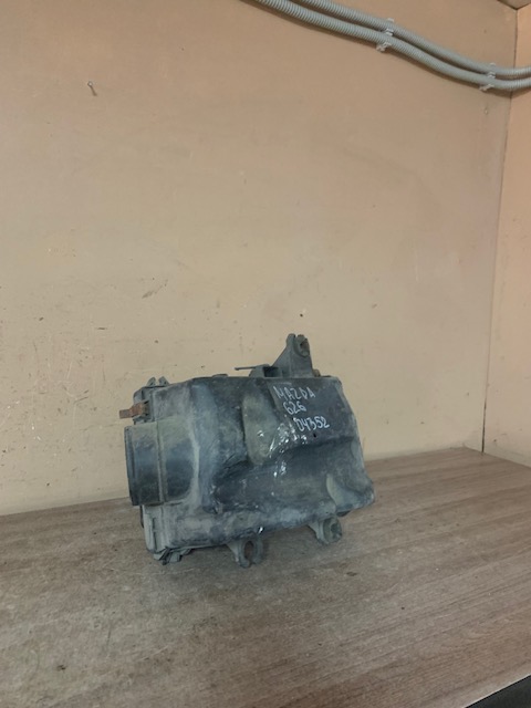 Mazda 626 (GF) Корпус воздушного фильтра Mazda 626 (GF) 1997-2002  (2.0 ) FSJ213320C