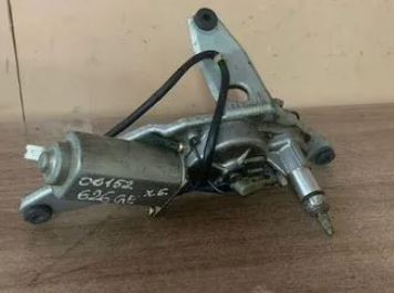 Моторчик стеклоочистителя задний для Mazda 626 (GE) 1992-1997 (ХЕТЧБЭК )  8491006673