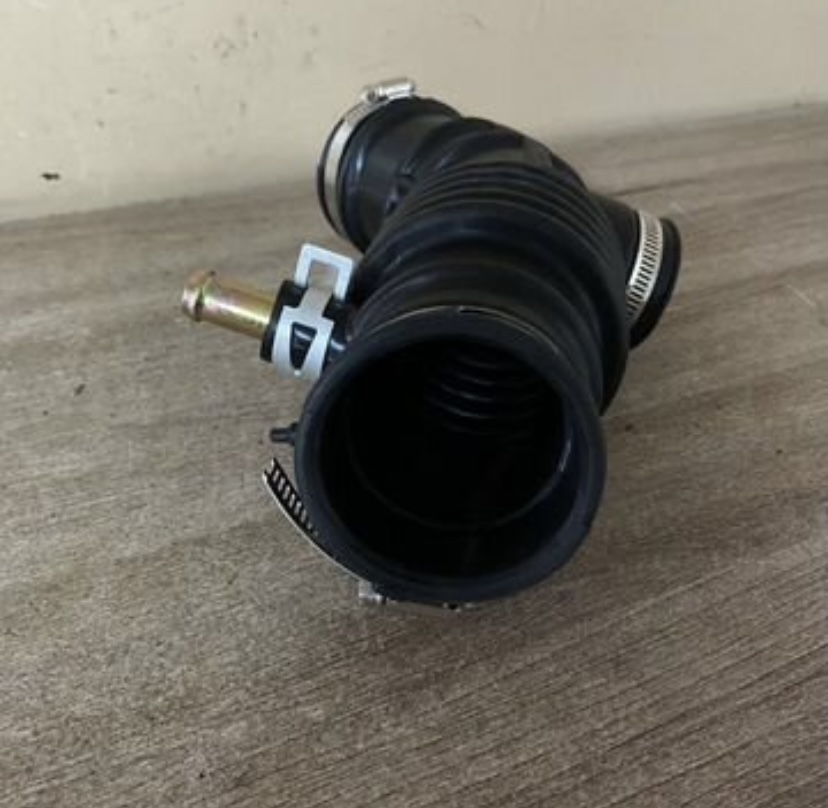 Nissan Primera P12 (2002-2007) Патрубок воздушного фильтра  НОВЫЙ BE-AU000 NISSAN PRIMERA P12E  16578AU000 , 16578-AU00A , 16578-6N000