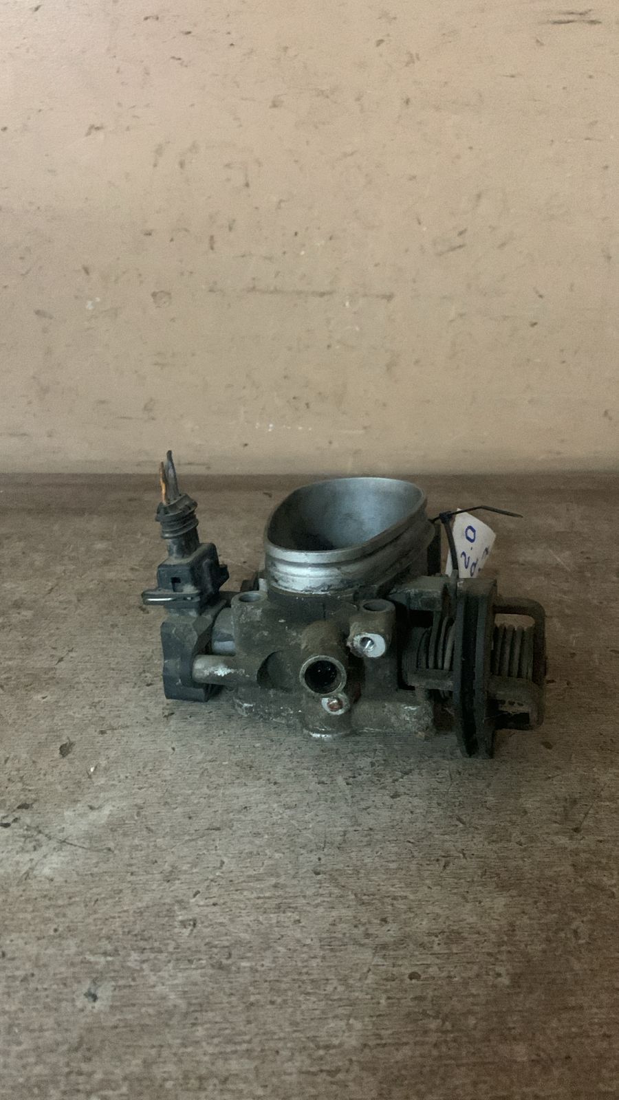Renault Laguna 1994-1999 Заслонка дроссельная  для Renault Laguna 1994-1998  (2,0;  F3R) 7700862385