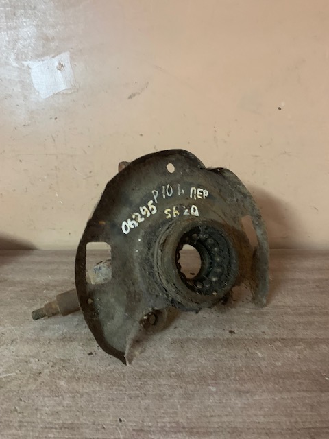 Nissan Primera P10 (1990-1996) Кулак поворотный передний левый для Nissan Primera P10E 1990-1996 4001150J02
