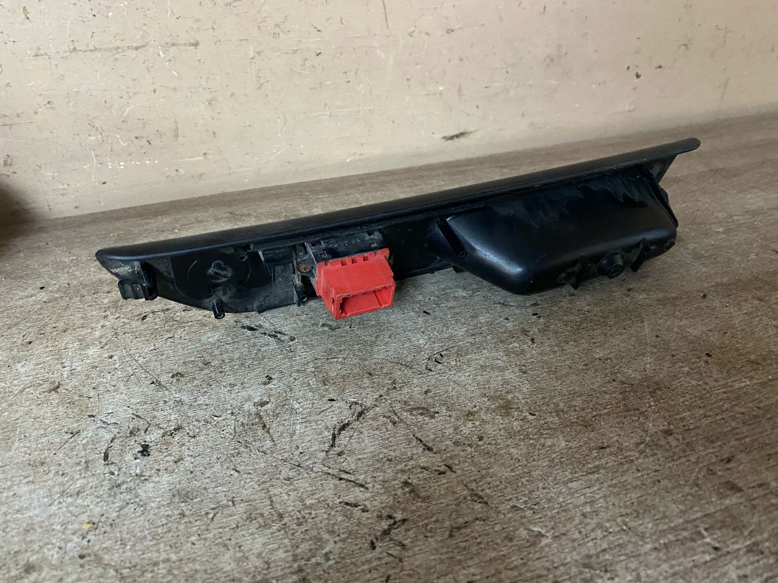 Кнопка стеклоподъемника для Renault Laguna 1994-1998 (перед правая 6 конт)