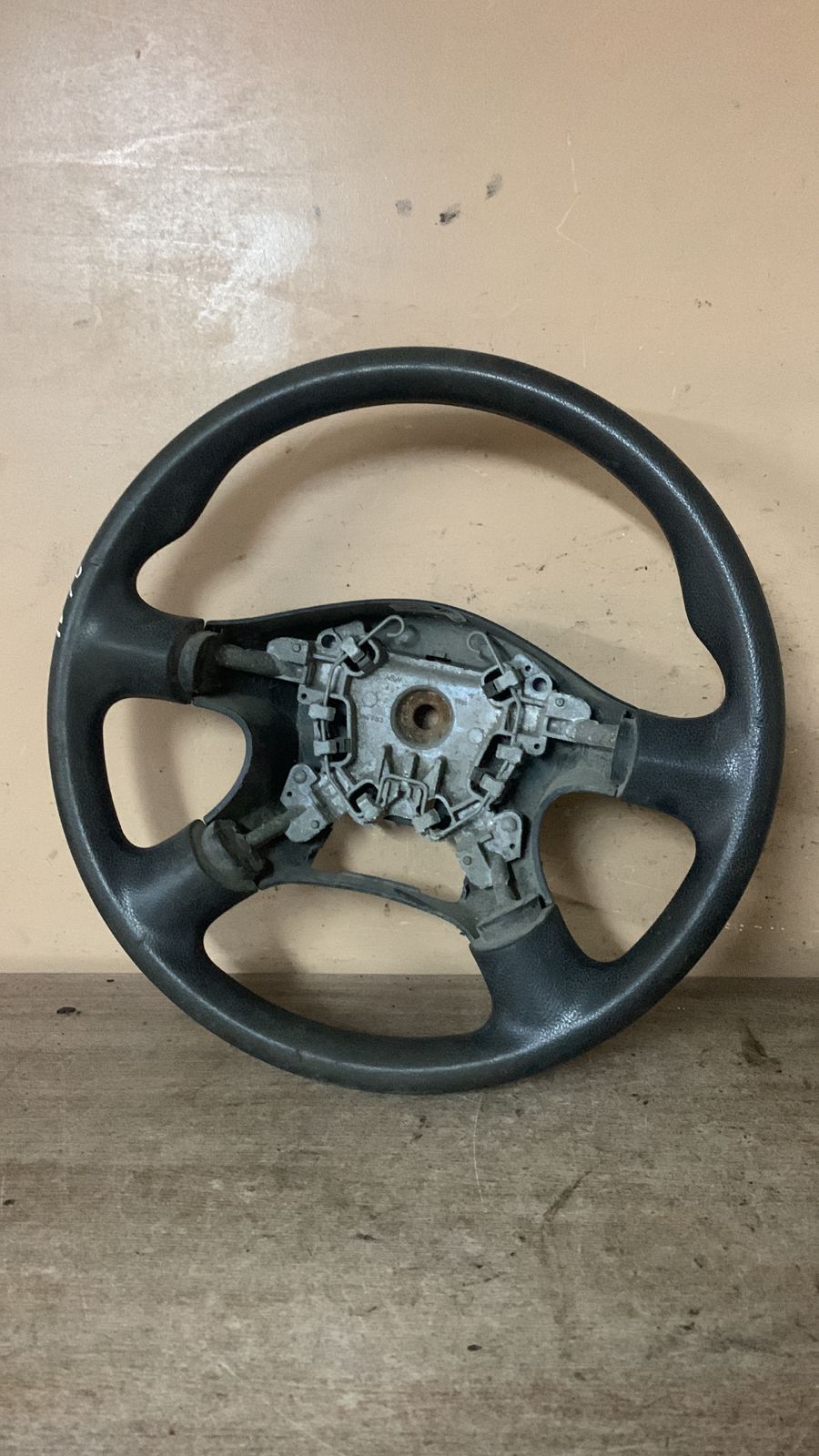Nissan Almera N16 Рулевое колесо для AIR BAG (без AIR BAG) для Nissan Almera N16 2000-2006 48430AV710 48430av617