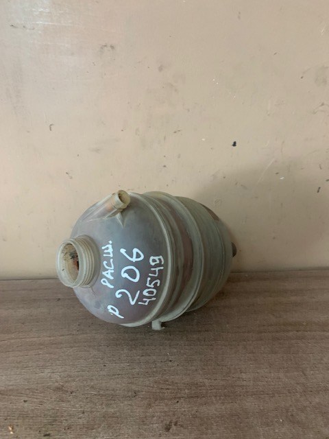 Peugeot 206 Бачок расширительный для Peugeot 206 1998-2012  (1,6)  132311  9647777280  132311