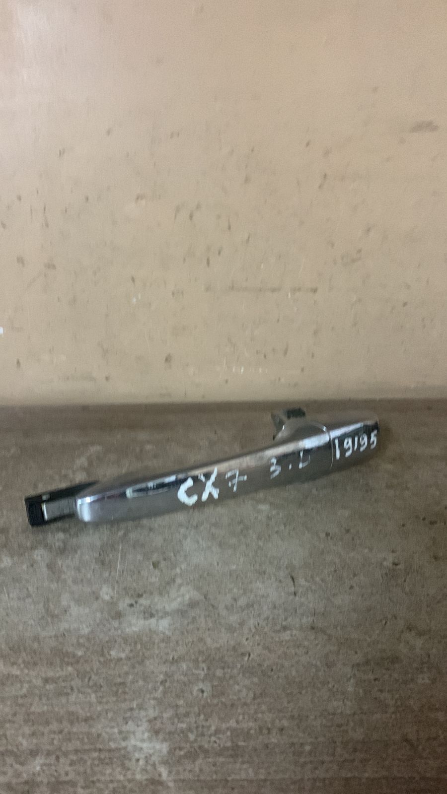 Mazda CX 7 Ручка двери задней наружная левая для Mazda CX 7 2007-2012  ХРОМ L20859410D