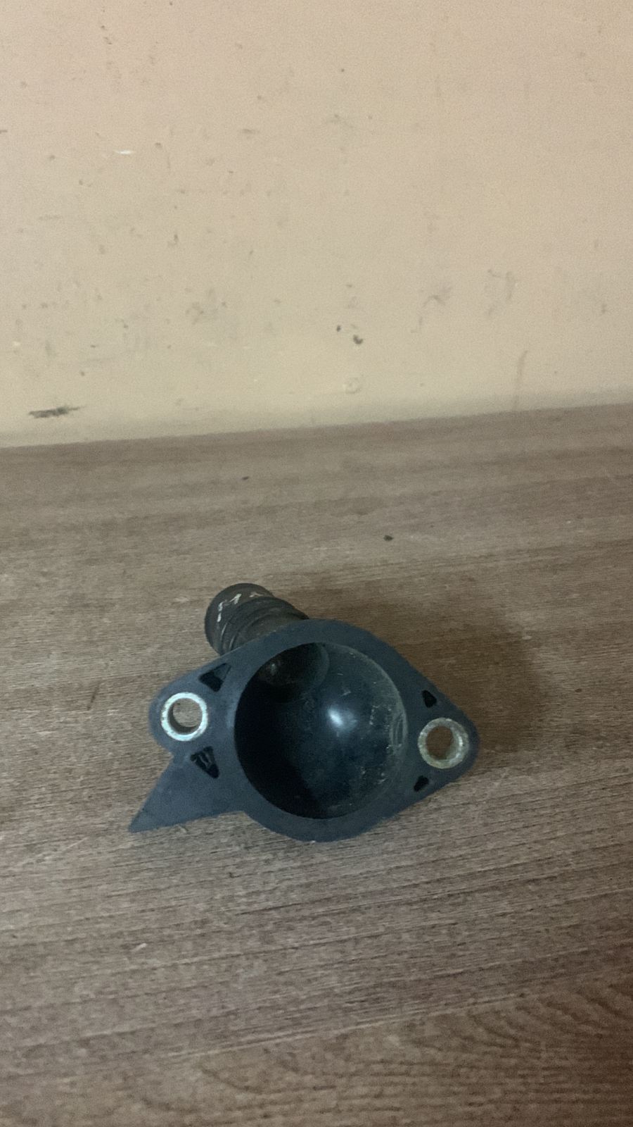 Mazda Mazda 3 (BK) Крышка термостата для Mazda Mazda 3 (BK) 2002-2009;Mazda 2 (DE) 2007-2014;Mazda 3 (BL) 2009-2013;Mazda 3 (BM) 2013-2016  ZJ0115172A