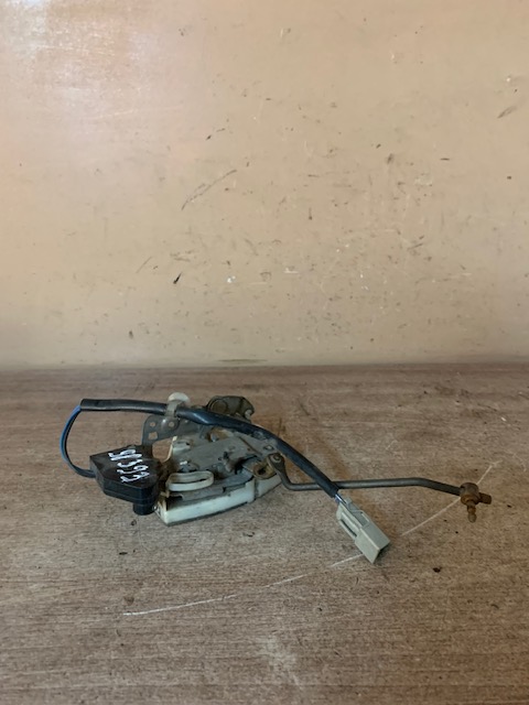 Honda Civic 1991-1995 Замок двери передней левой для Honda Civic 1991-1995 H4831120