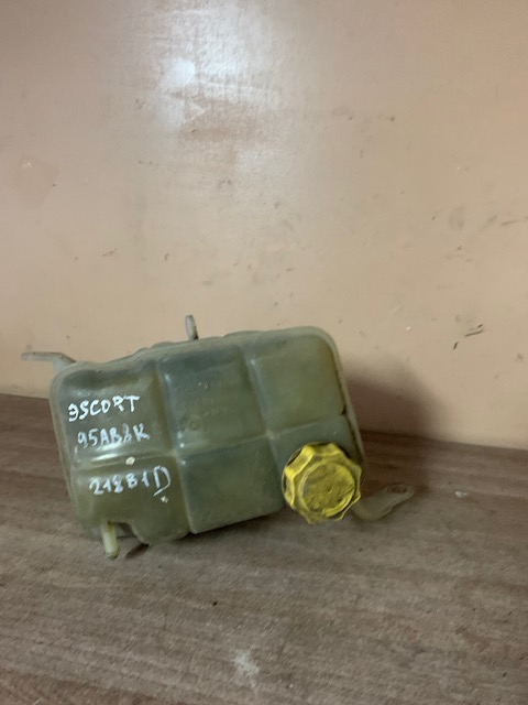 Ford Fiesta 2001-2007 Бачок расширительный Focus I / Escort  98AB8K218B1D