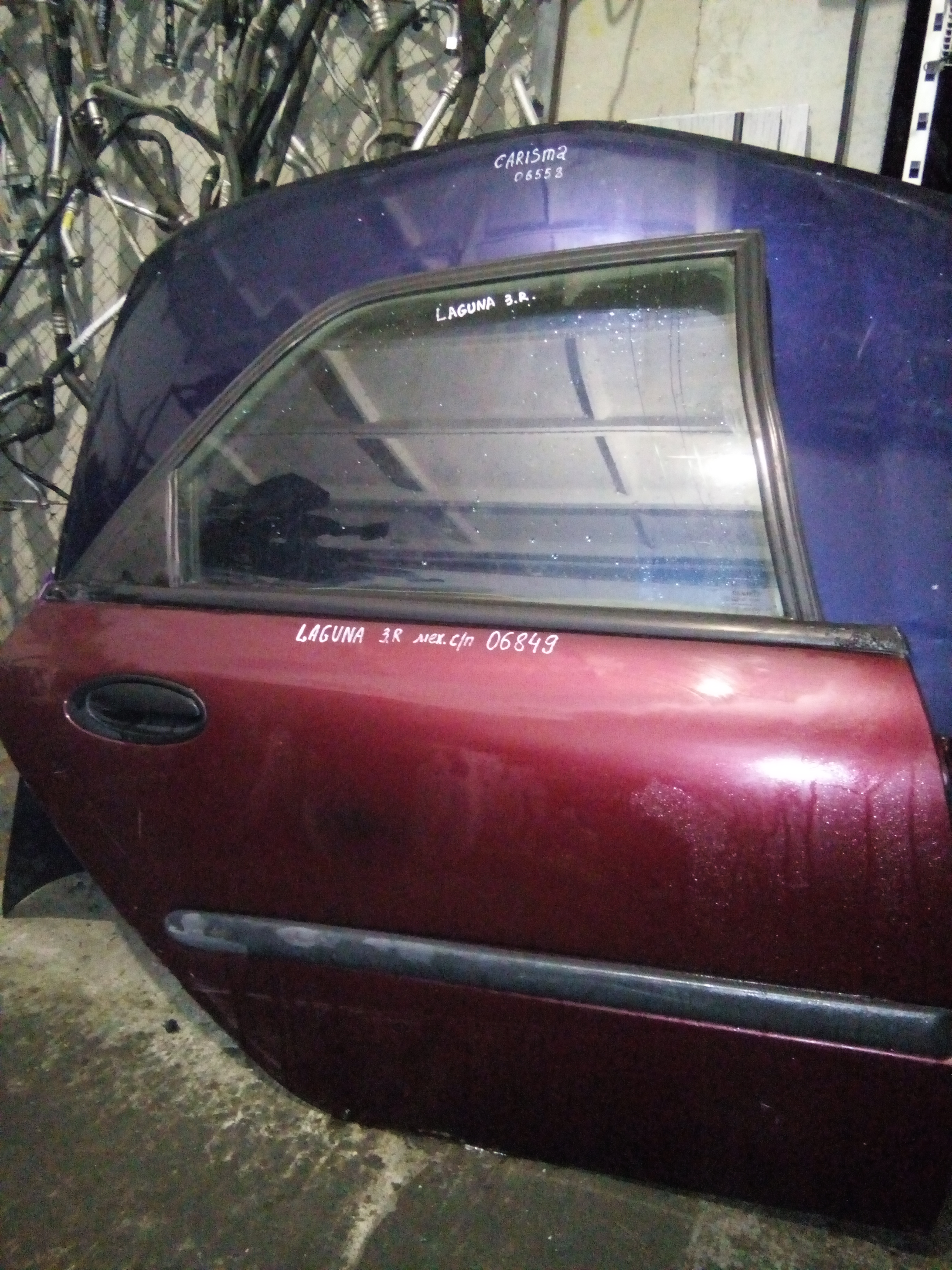 Renault Laguna 1994-1999 Дверь задняя правая Laguna 1994-1998;Laguna 1998-2001 7751468113 цена за "голую" дверь