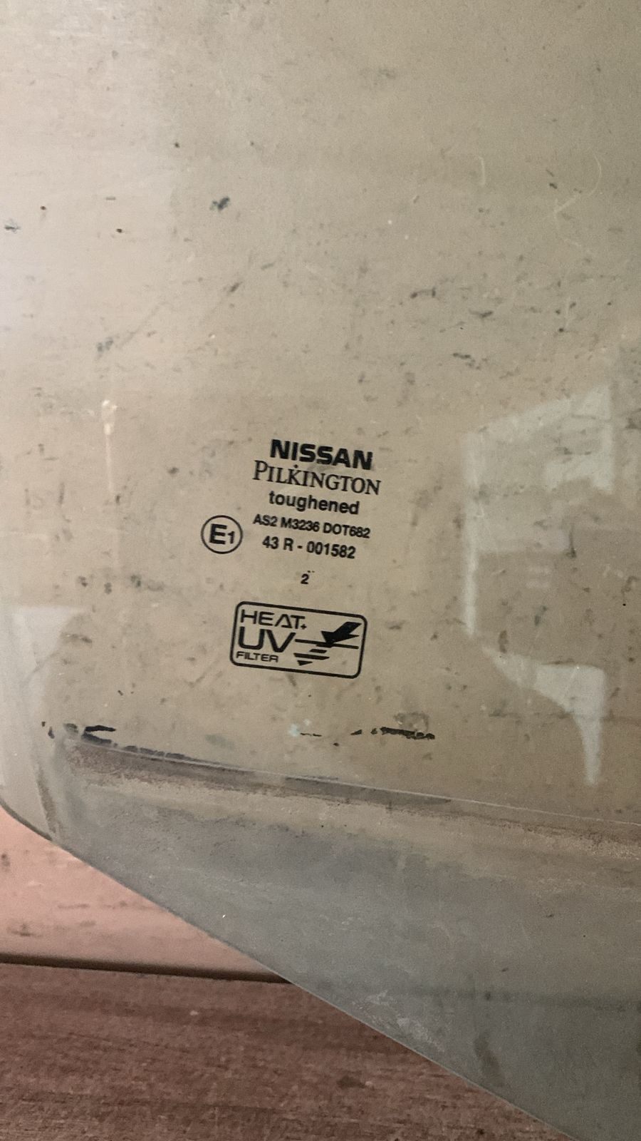 Nissan Almera N16 Стекло двери передней правой для Nissan Almera N16 2000-2006 80300BM701  2002 г
