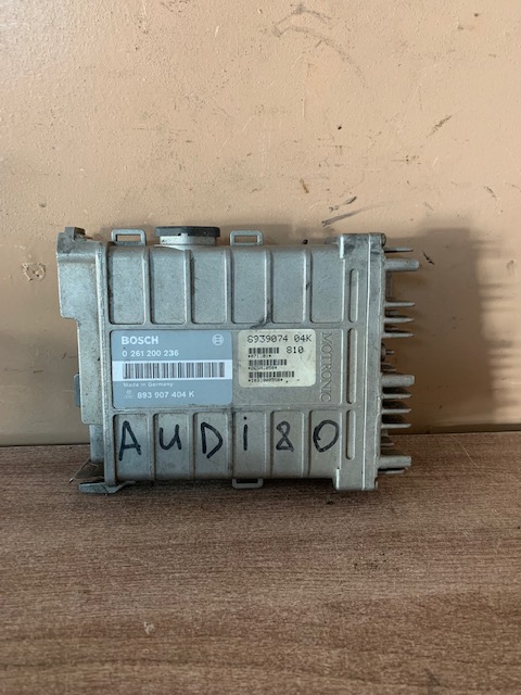 Audi 80-90 B3 Блок управления двигателем  Audi 80-90 B3 (1986-1991) (Bosh  893907404K 0261200236