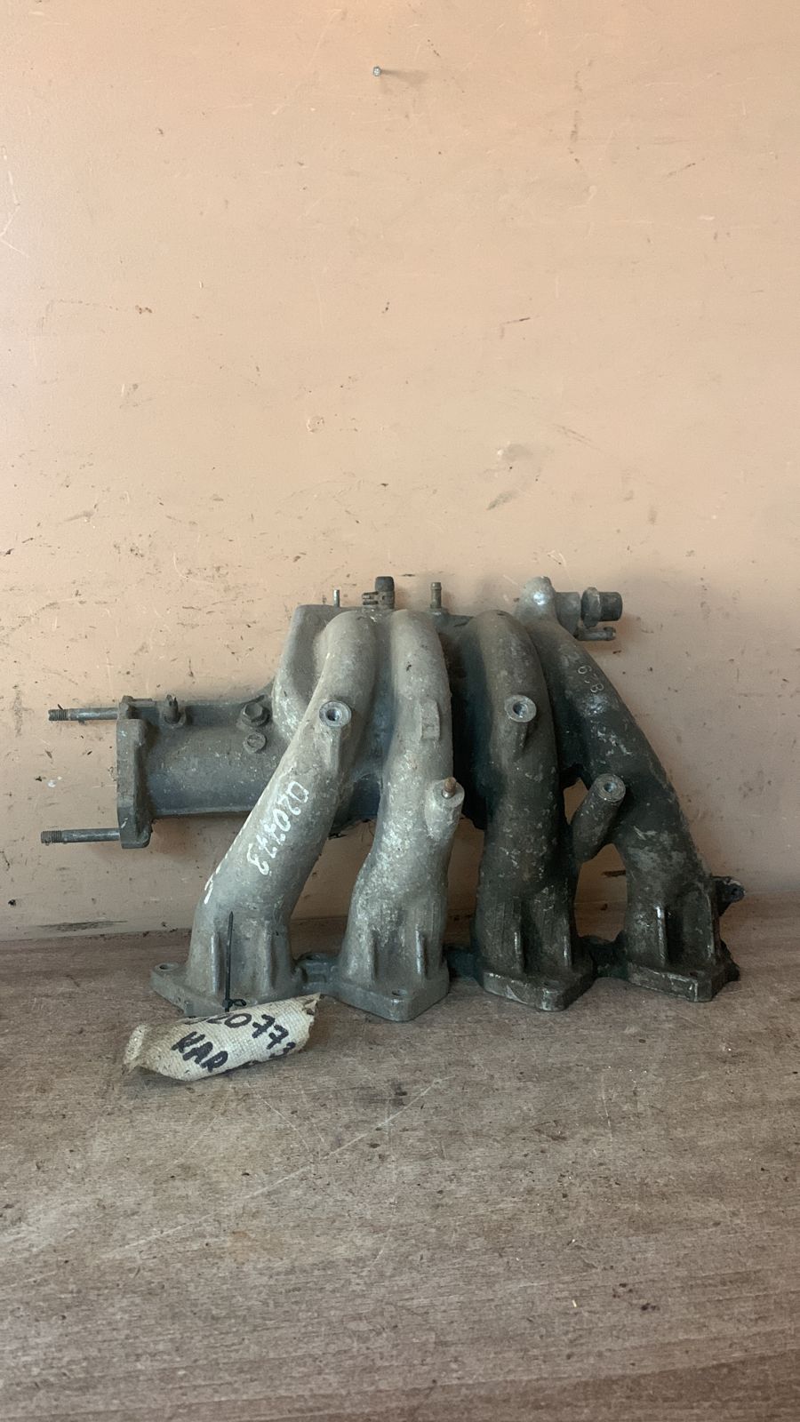 Коллектор впускной для Toyota Carina E 1992-1997, Corolla E11 1997-2001;Celica (T20#) 1993-1999 (1.6 4AFE)