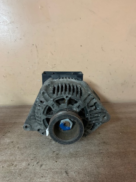 Renault Scenic 1996-1999 Генератор Kangoo 1997-2003;Megane I 1996-1999;Laguna 1994-1998;Kangoo 2003-2008;Megane II 2003-2009;Megane I 1999-2004;Laguna 1998-2001;Scenic II 2003-2009;Scenic 1996-1999;Scenic 1999-2003;Laguna II 2001-2008 ()