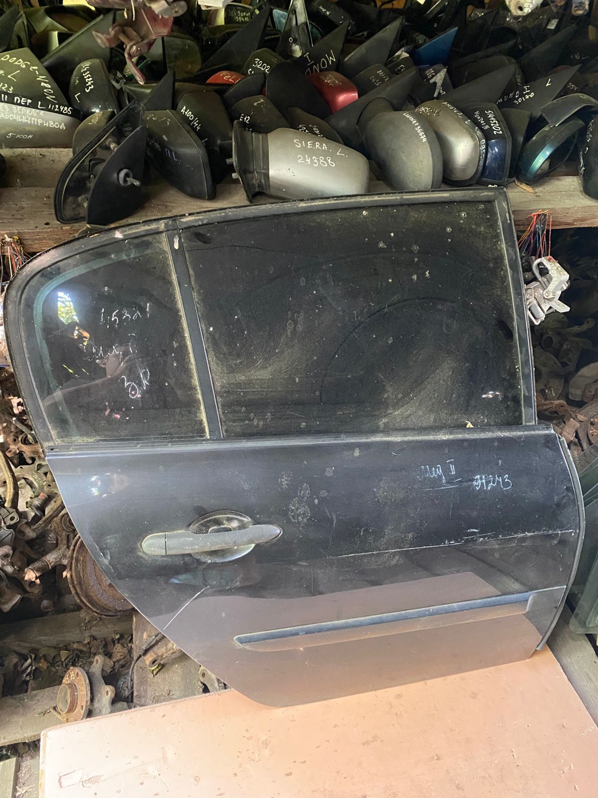 Renault Megane II Дверь задняя правая Megane II 2003-2009 (СЕДАН 7751475036)