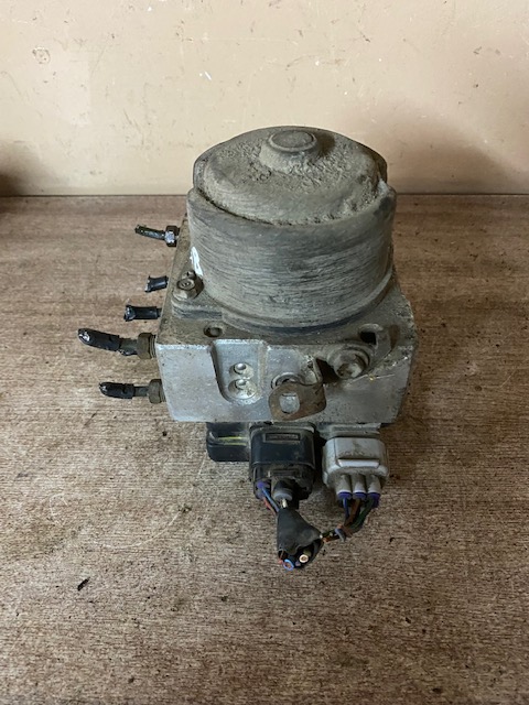 Toyota Sprinter Carib Блок abs Toyota Corolla, Corolla Levin, Sprinter, Sprinter Carib, Sprinter Marino, Sprinter Trueno 5afe,4afe,2ciii,3ce,2c,4efe, 44510-12180