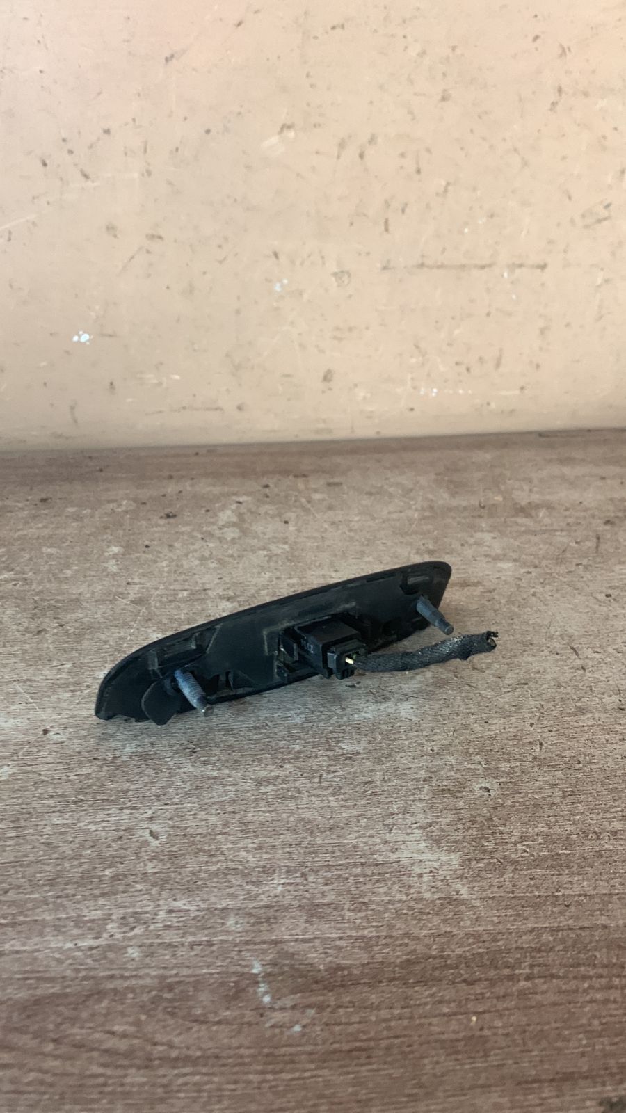 Citroen C4 2005-2011 Ручка Кнопка открывания багажника CITROEN /C4 (2005>)/C5 (2005-2  8726Q8
