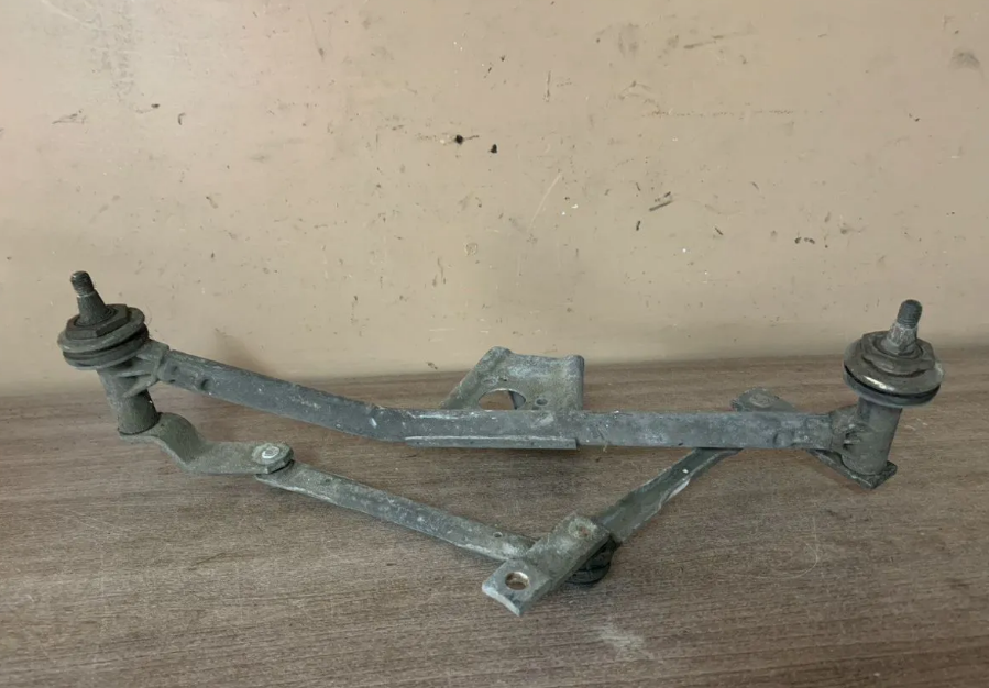 Peugeot 206 Трапеция стеклоочистителей Peugeot 206 1998-2012 (3397020578 6401F9)