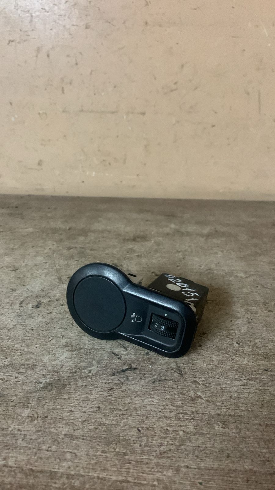 Кнопка корректора фар  Kia Spectra 2001> 0K2N266600