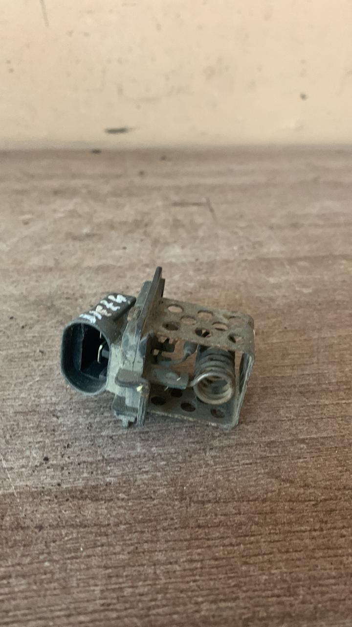 Резистор вентилятора охлаждения Renault Laguna 8200045082 440265833f01  7701045358