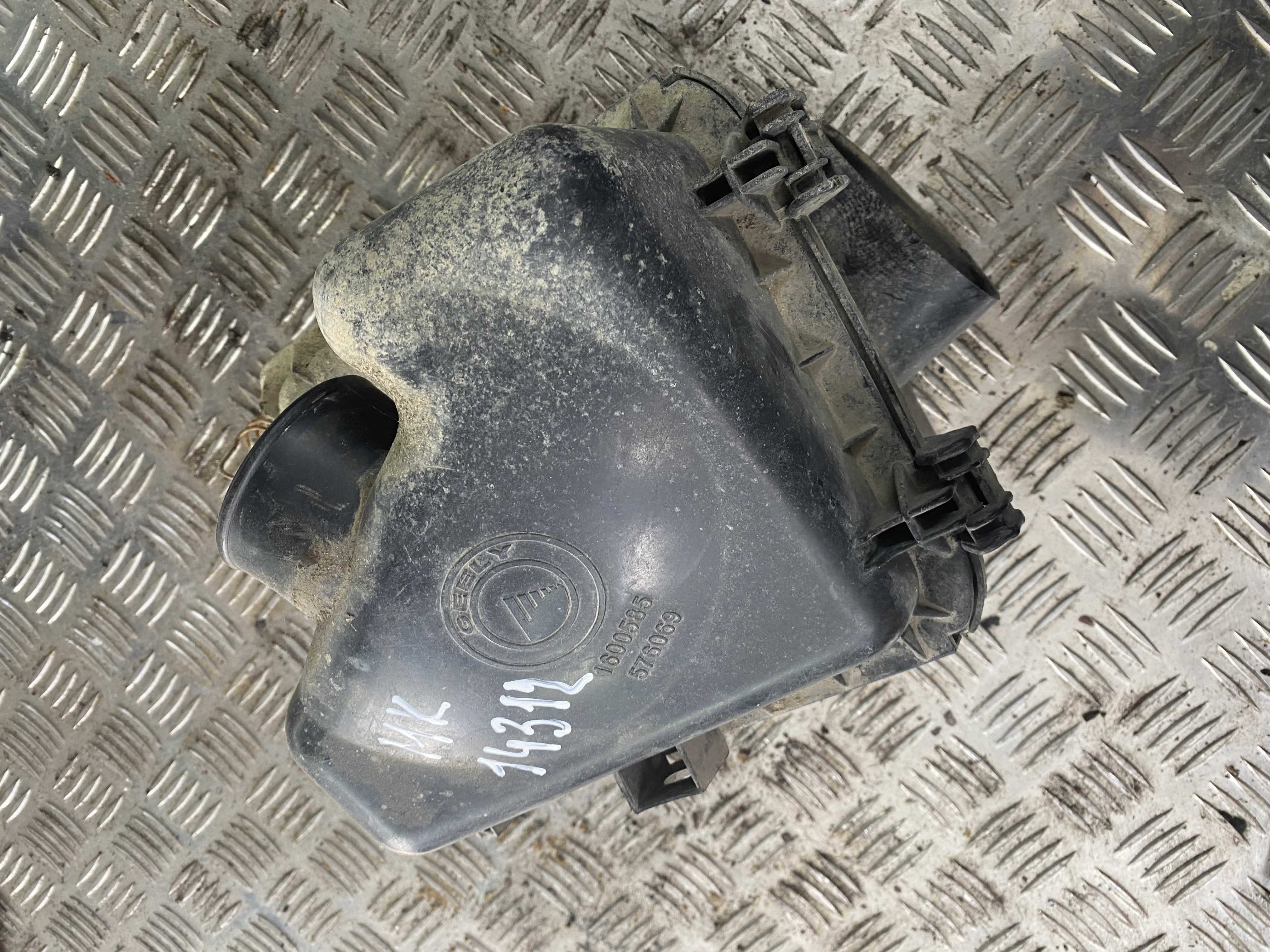 Корпус воздушного фильтра GEELY MK CROSS (2011>) 101600058501