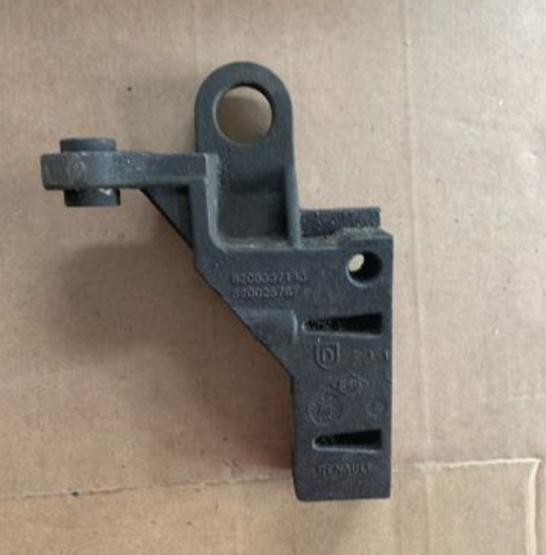 Renault Kangoo Кронштейн двигателя RENAULT LOGAN (2005-2014) ( 8200257674)