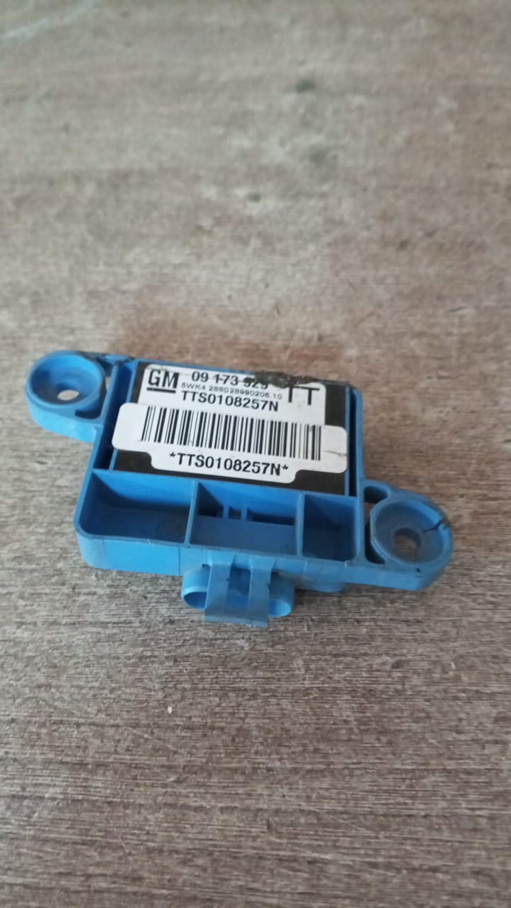 Opel Omega B Датчик AIR BAG Omega B 1994-2003;Astra G 1998-2005 (БОКОВОЙ ПРАВЫЙ ) 09173929