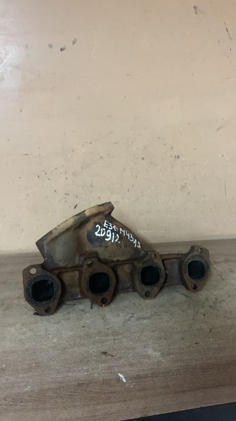 Коллектор выпускной BMW E36 M43 1.8  11621723892