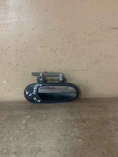 Nissan Almera N16 Ручка двери передней наружная правая Almera N16 2000-2006 (ХРОМИРОВАНАЯ ) 80606BN070
