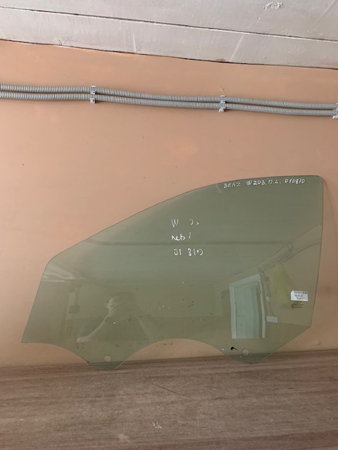 Mercedes Benz W203 Стекло двери передней левой для Mercedes Benz W203 2000-2006 (5351LGNS4FD 4 ДВЕРИ) скол