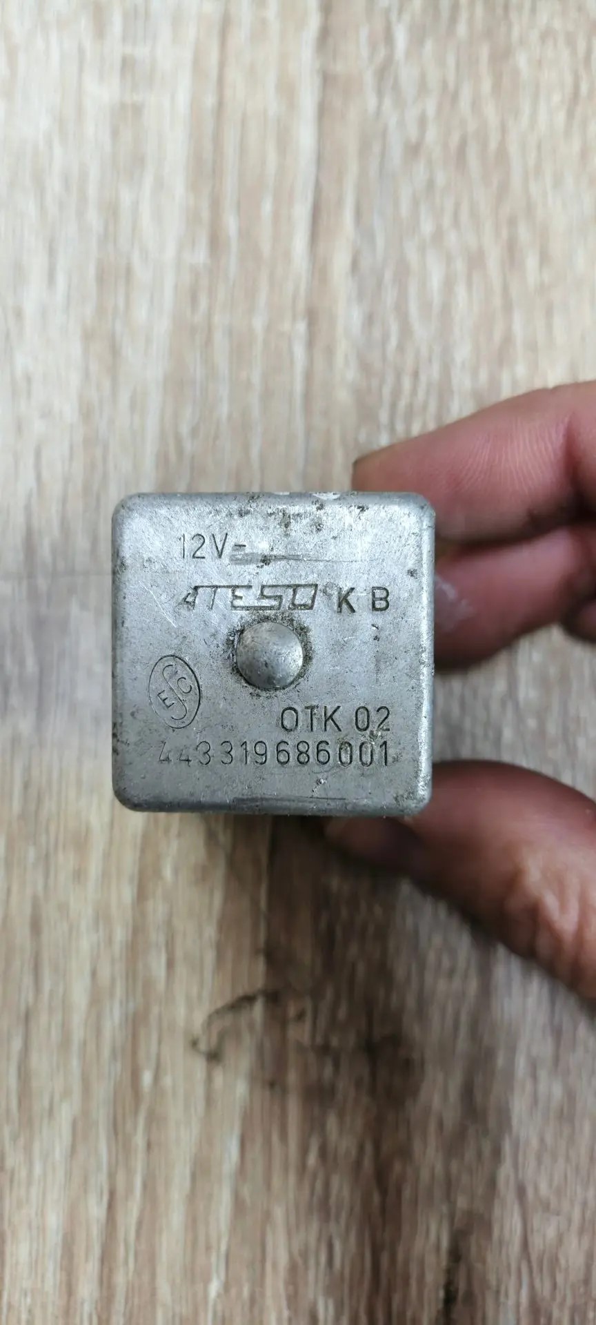 Skoda Felicia Реле skoda felicia 1 443319686001