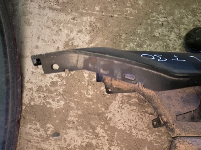 Nissan X-Trail (T30) Бампер передний X-TRAIL (T30) (2001-2005)  правый руль  DS04207BАN