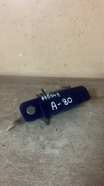 Audi 80-90 [B4] Ручка двери передней наружная правая 80/90 [B3] 1986-1991; 80/90 [B4] 1991-1994 (893837206A)