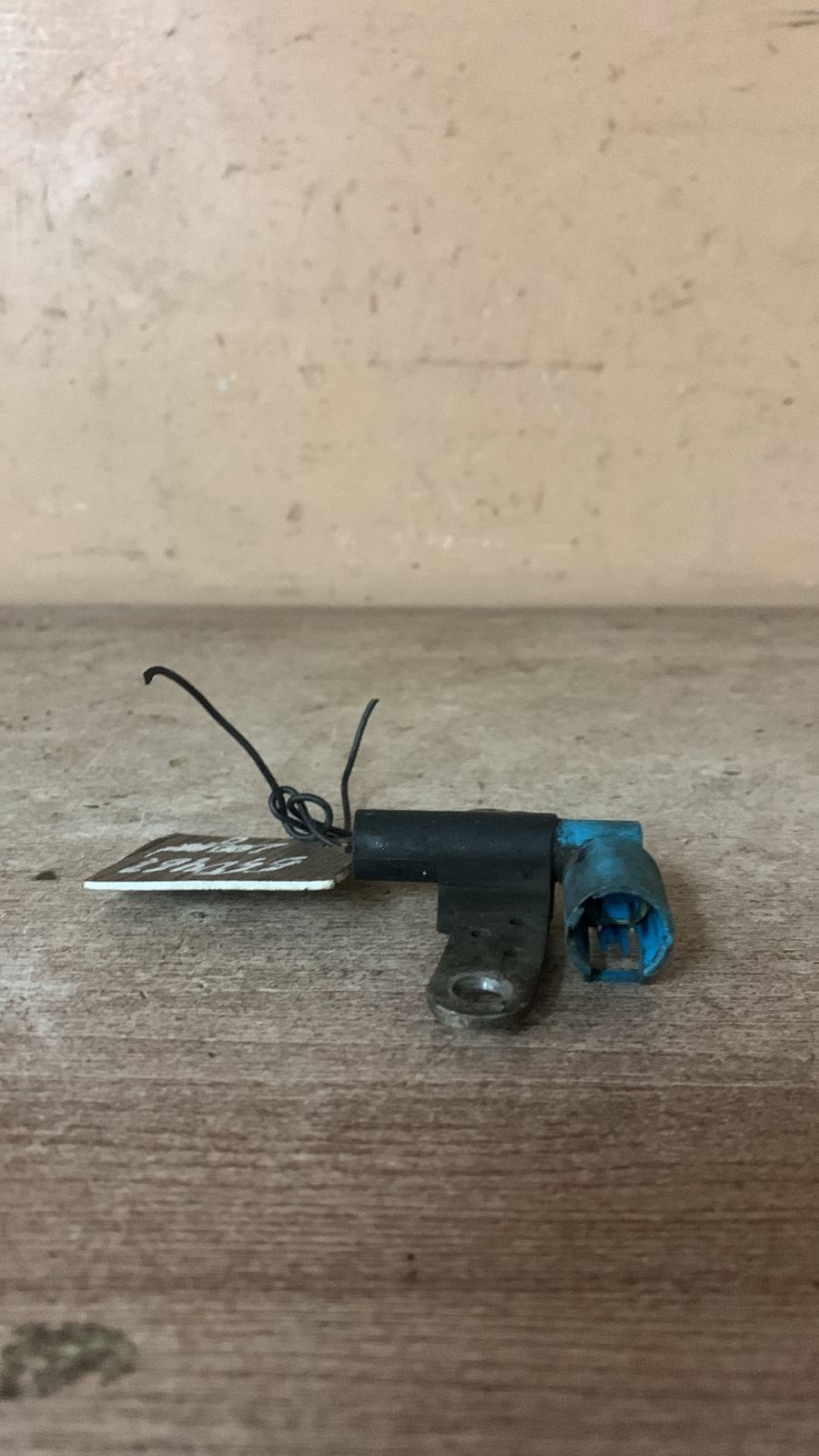 Renault Logan 2005-2014 Датчик положения коленвала RENAULT LOGAN/ KANGOO/ MEGANE/SCENIC (СИНИЙ // РАЗЪЕМ 8200673202)  550467  ERA