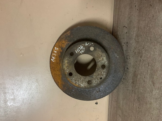 Диск тормозной передний MAZDA 626 (GE)  GA4Y3325X