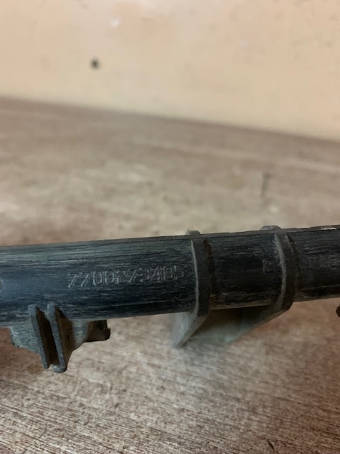 Рейка топливная (рампа) RENAULT CLIO/SYMBOL (1998-2008)  Megane I 1996-1999   7700273495 с регулятором