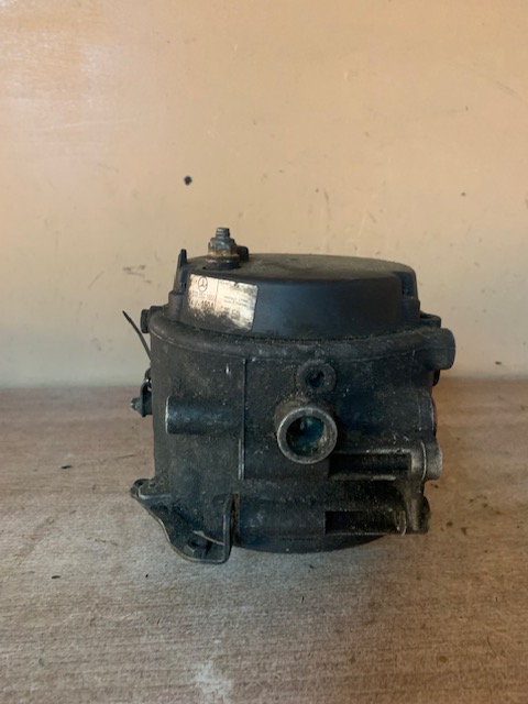 Mercedes Benz W210 E-Klasse Генератор MERCEDES BENZ W203 2000-2006;W163 M-Klasse (ML) 1998-2004;W220 1998-2005;W210 E-Klasse 1995-2000;W210 E-Klasse 2000-2002 ()  A0001501650