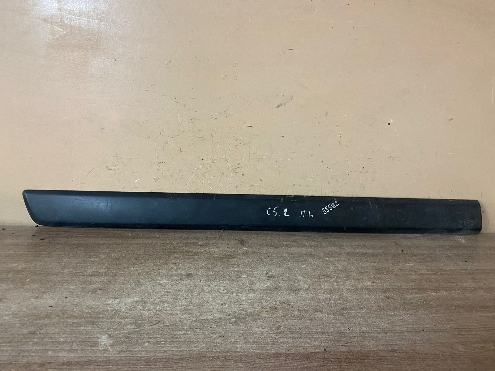 Citroen C5 2004-2008 Молдинг даери передний левой Citroen C5 2004-2008 (8545AF) (96499333)