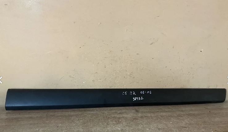 Citroen C5 2004-2008 Молдинг передней правой двери C5 2004-2008 (8545AJ)