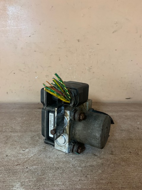 Citroen C4 2005-2011 Блок ABS Citroen C4 2008 9663241380 LC / LA TU5JP4 LC  0265950635 9663241380