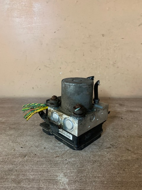 Citroen C4 2005-2011 Блок ABS Citroen C4 2008 9663241380 LC / LA TU5JP4 LC  0265950635 9663241380