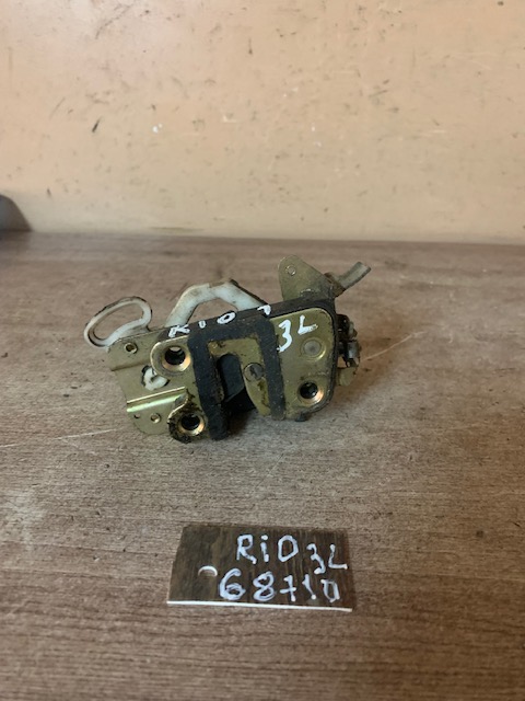 Kia RIO 2000-2004 Замок двери задней левой KIA RIO (2000-2004) 0K30A73311