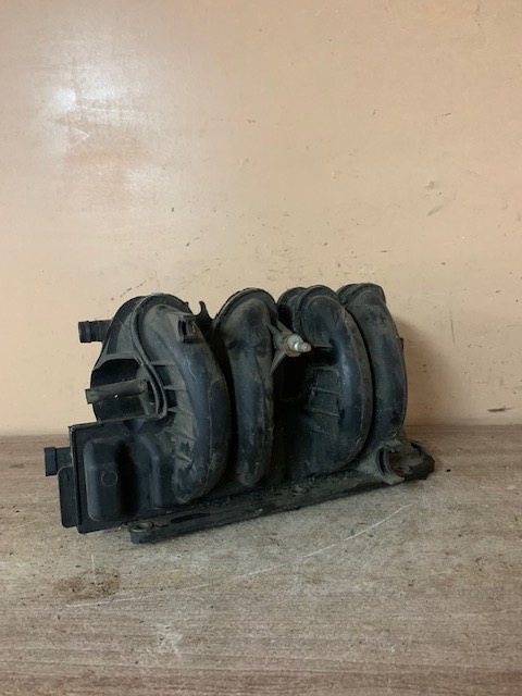 Коллектор впускной Renault Logan 2006 8200552344 LS0G K7J
