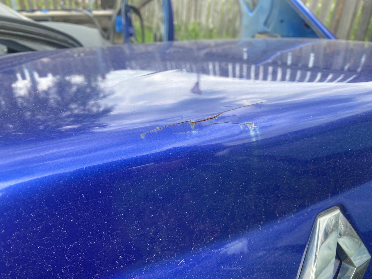 Renault Logan 2005-2014 Крышка багажника Logan 2005-2014 (ДО 2009Г 6001551125) ( требуется ремонт)