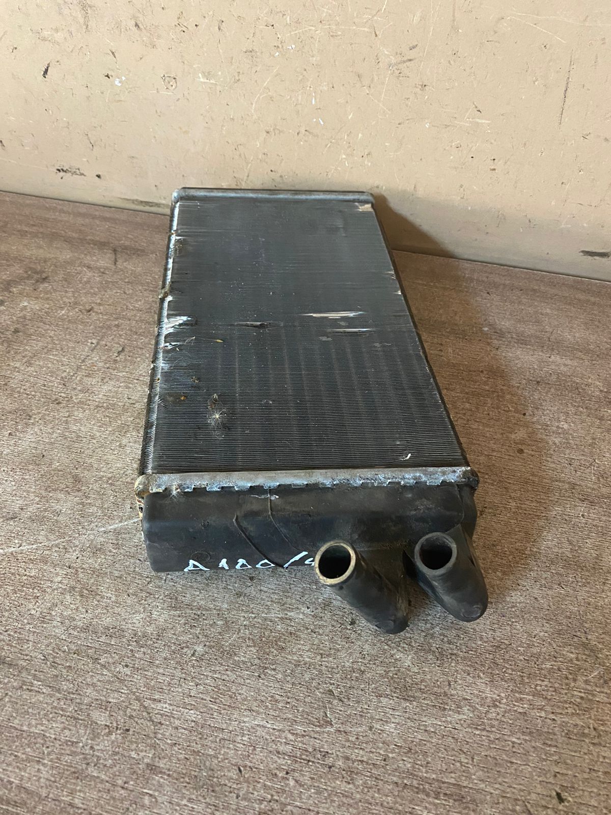 Audi 100 [C4] Радиатор отопителя (AUDI 100/A6/A8/V8 275x155) 443819030