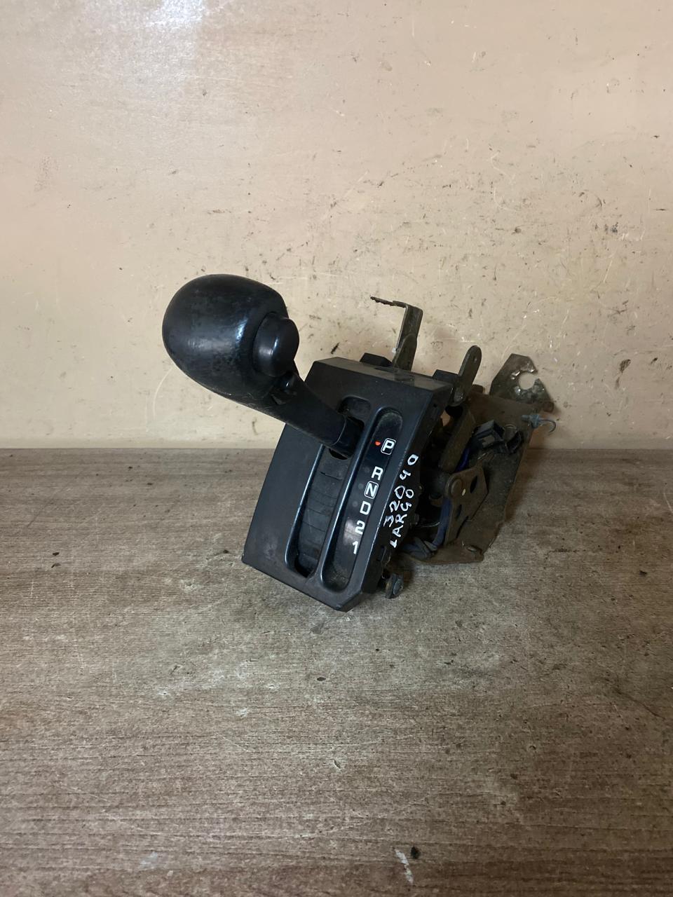 Кулиса АКПП Nissan Largo VNW30 439026C400