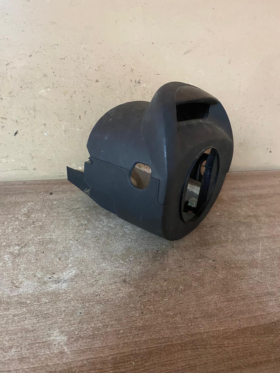 Citroen C4 2005-2011 Кожух рулевой колонки C4 2005-2011 (В СБОРЕ 4131X7)
