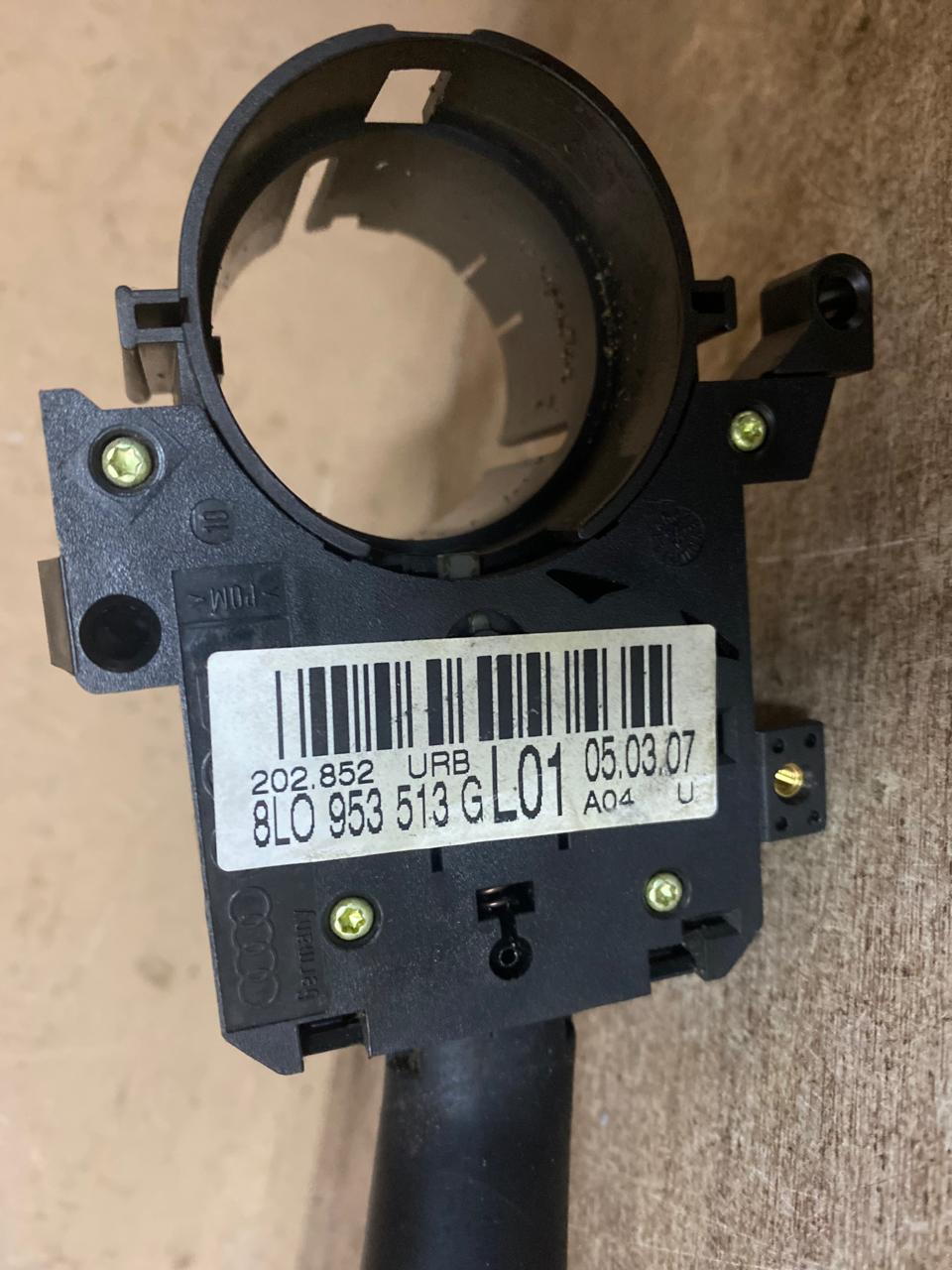 Volkswagen Passat B5 1996-2000 Переключатель поворотов подрулевой Octavia (A4 1U-) 2000-2011/ Fabia 1999-2007/Golf IV/Bora 1997-2005/ Passat [B5] 1996-2000 (8L0953513G01C) (Левый руль)