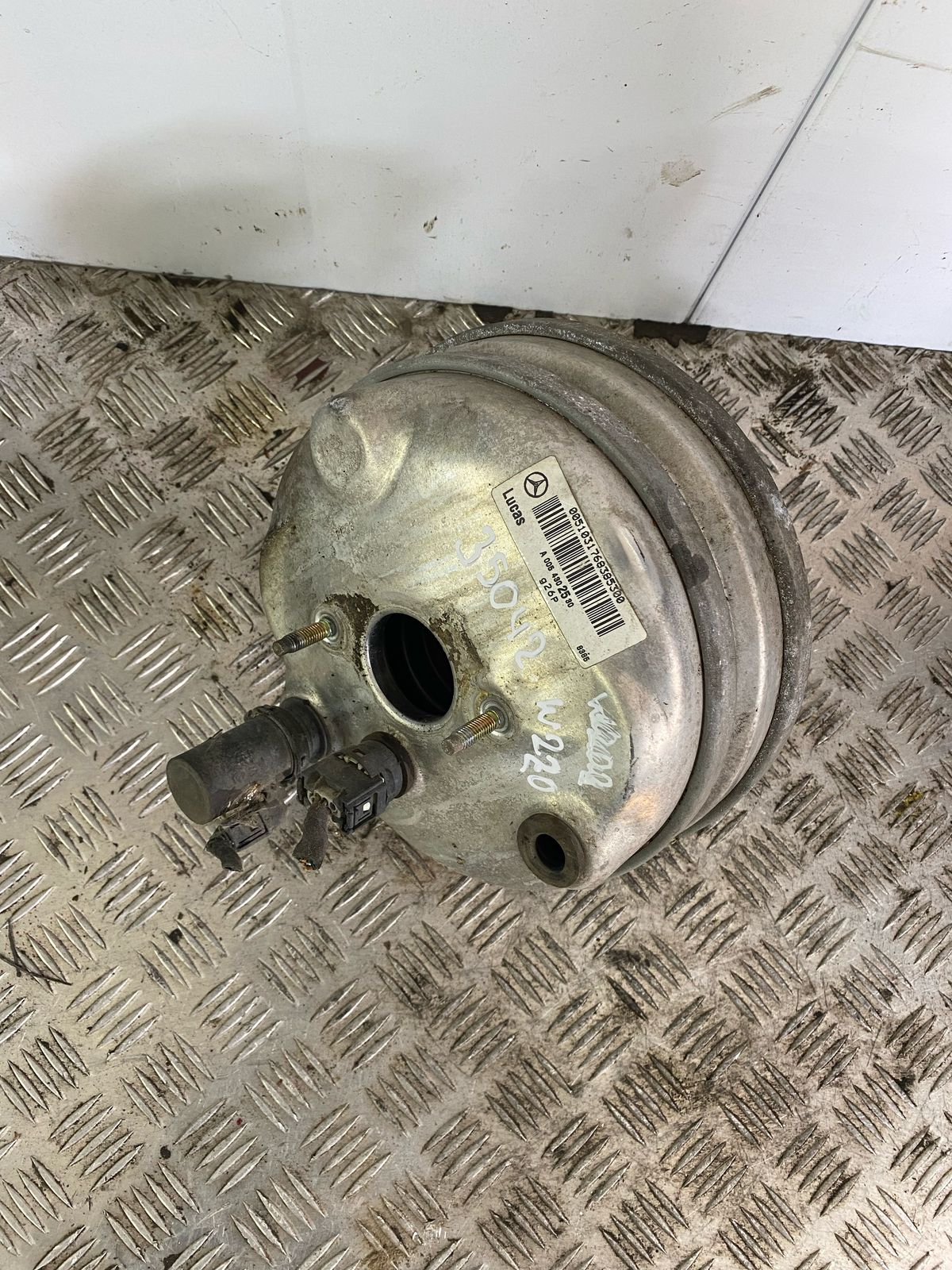 Mercedes Benz W220 1998-2005 Усилитель тормозов вакуумный W220 1998-2005 / W215 CL coupe 1999-2006(0054302430 0054302530)